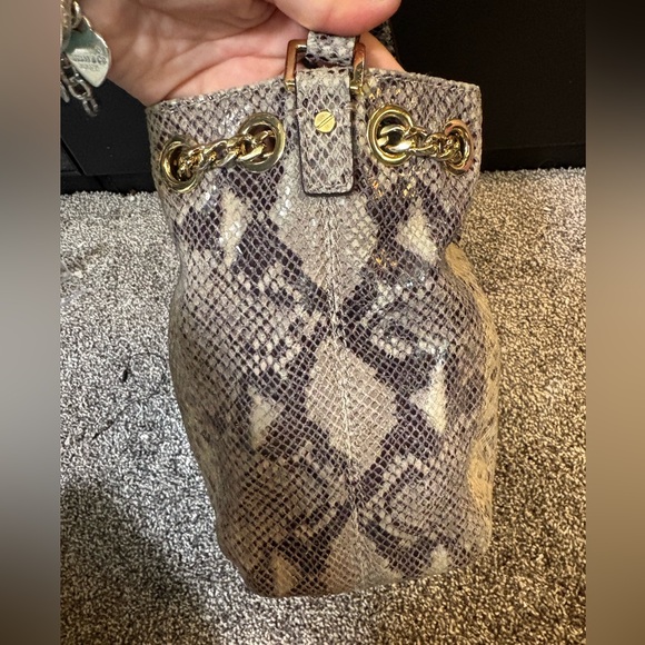 Michael Kors Jet Set Chain Python embossed Gather Tote - Picture 10 of 14